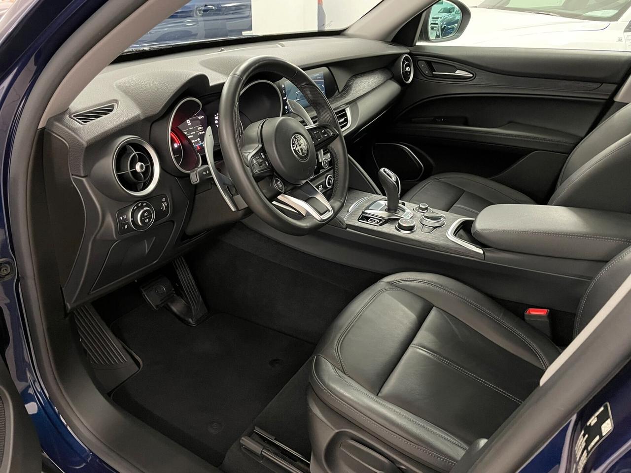 Alfa Romeo Stelvio 2.2 TD 190 CV EXECUTIVE PELLE TOTALE CERCHI 19" SOLO 20000 KM