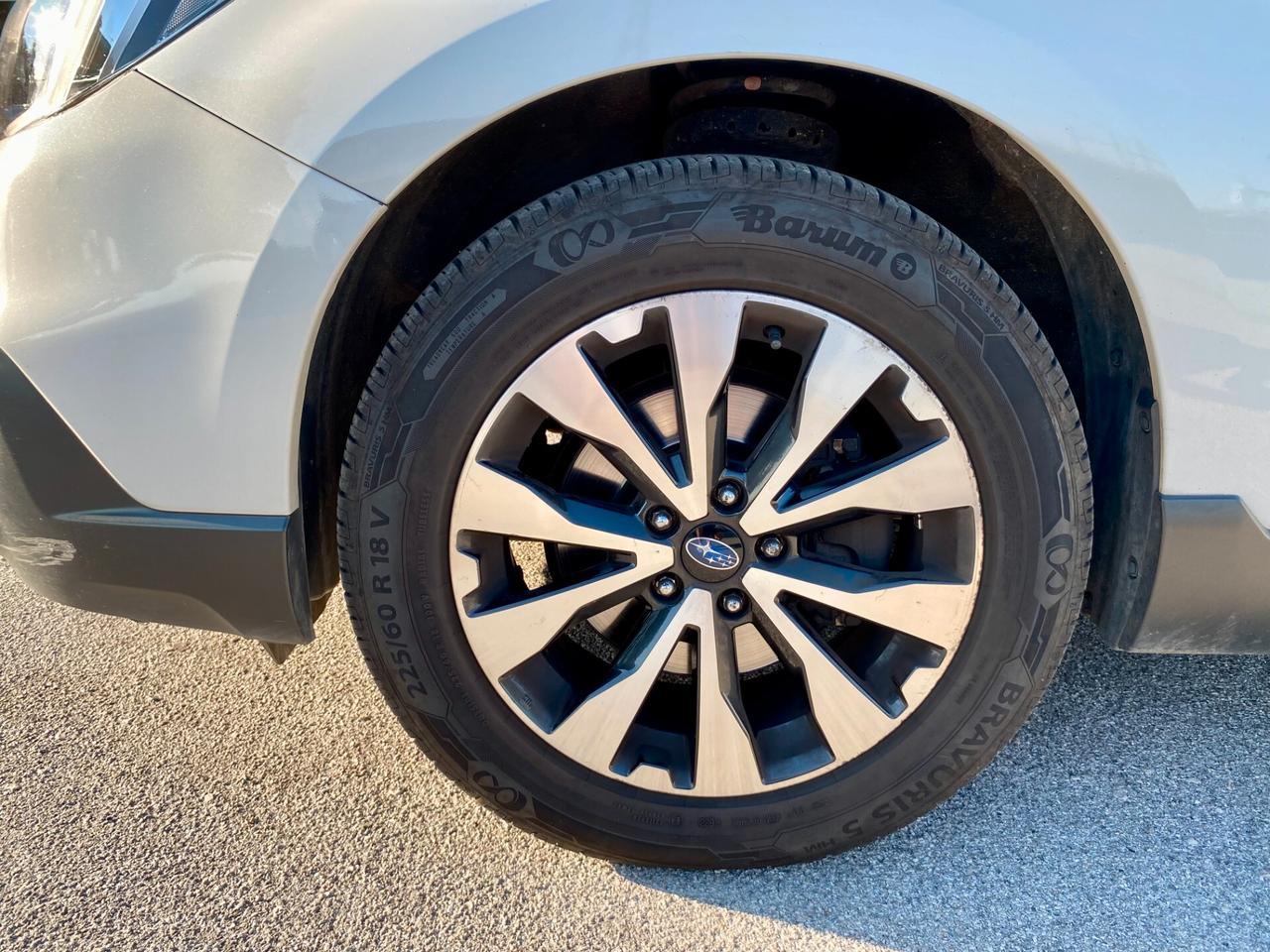 Subaru OUTBACK 2.0d Style lineartronic my17 150cv