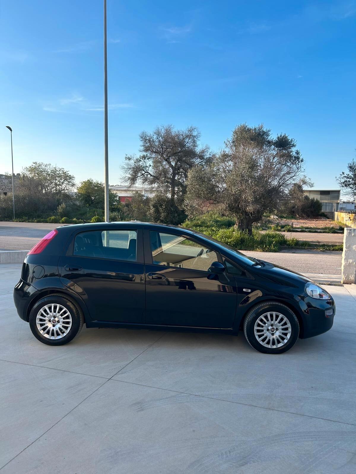 Fiat Punto 1.3 MJT II S&S 95 CV 5 porte Street