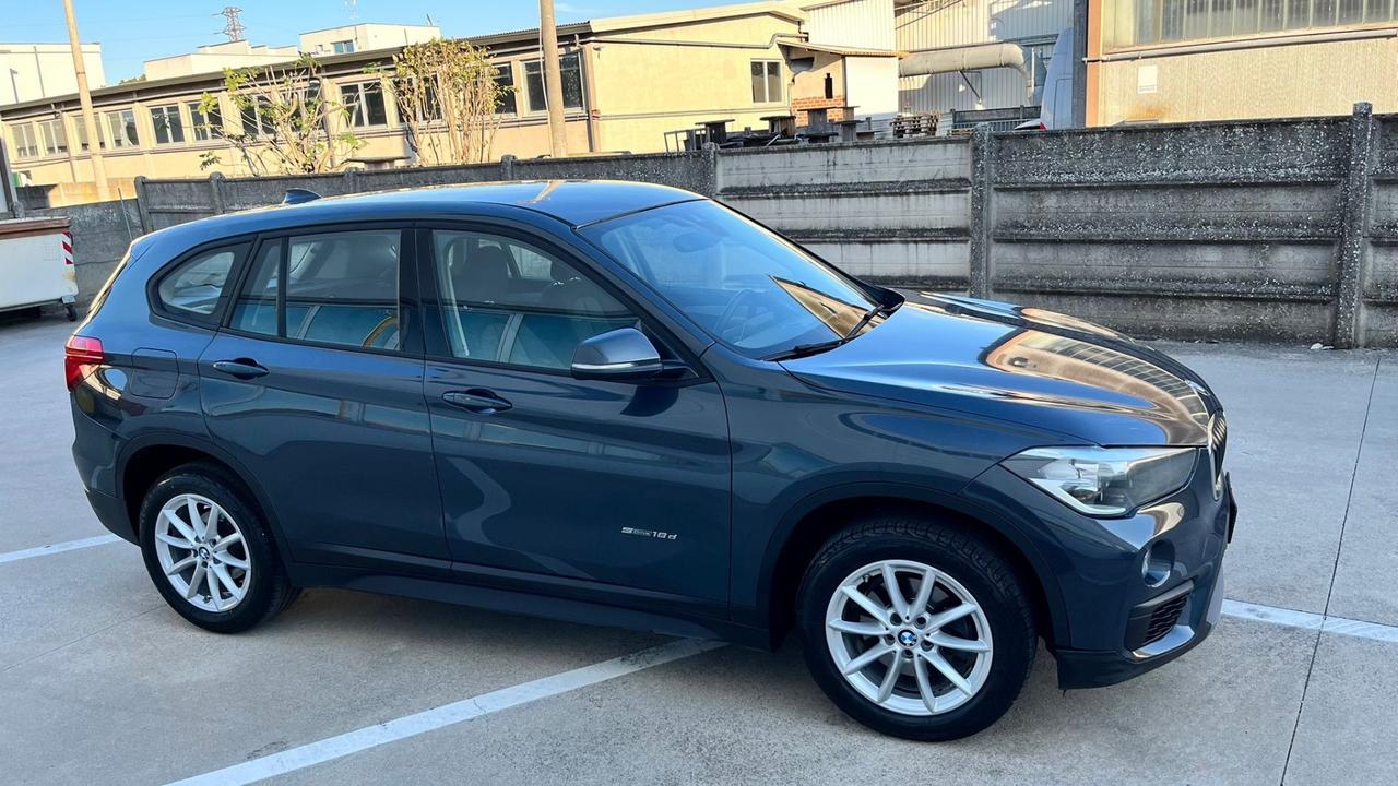 Bmw X1 sDrive18d Advantage