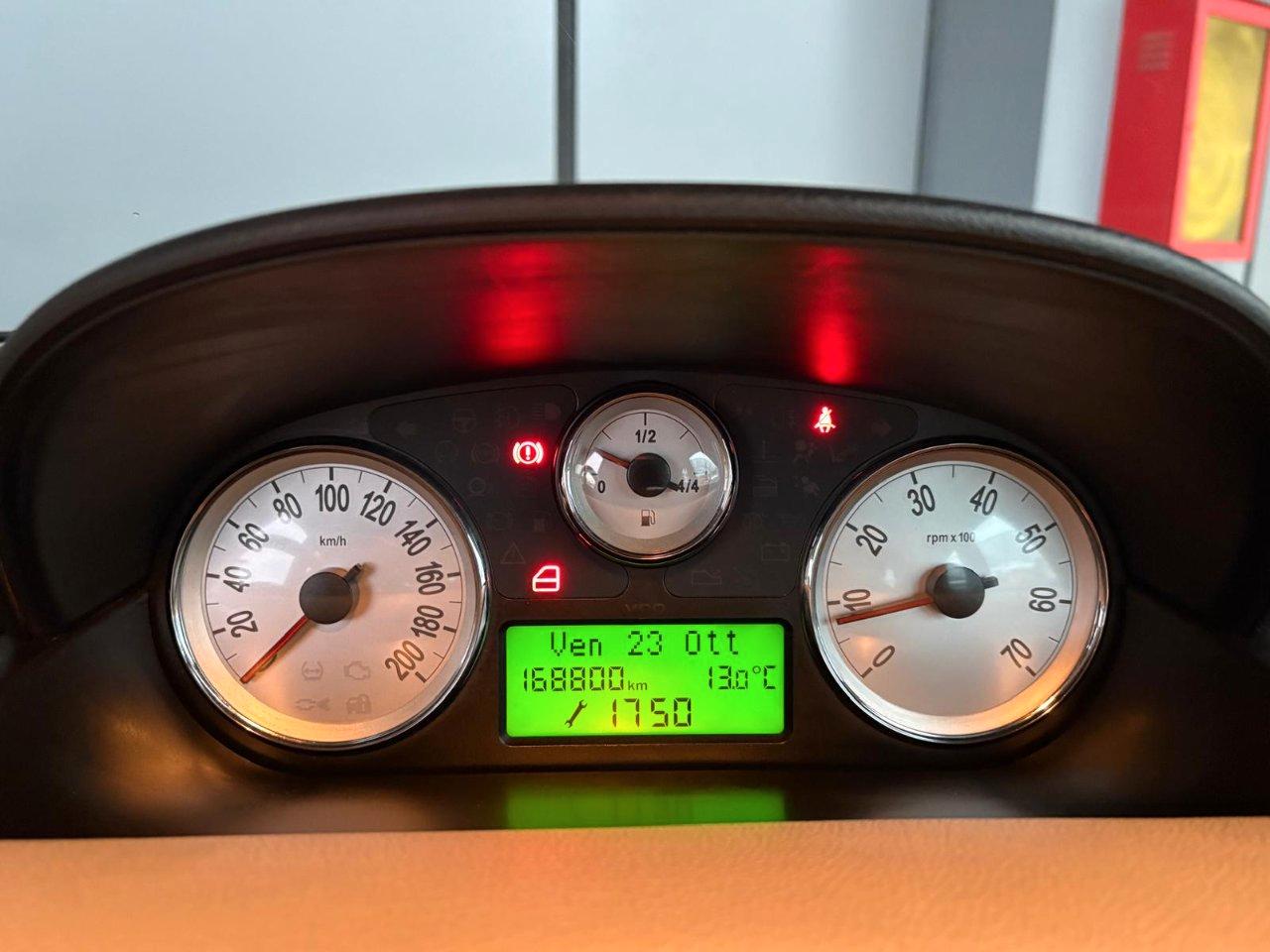 Lancia Ypsilon 3 Porte Ypsilon 1.2 8v Platino