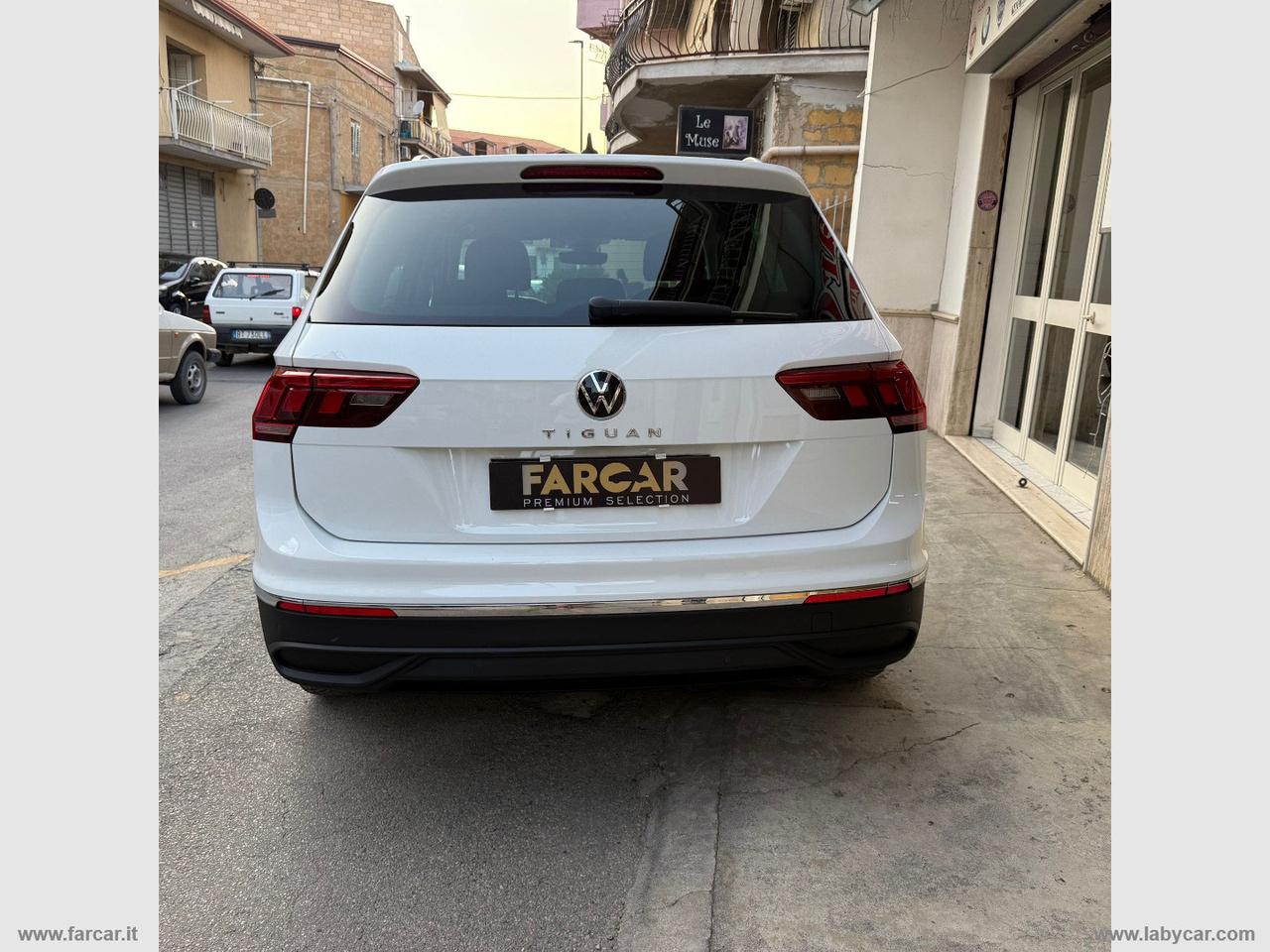 VOLKSWAGEN Tiguan 2.0 TDI 150CV SCR DSG Life NUOVISSIMA