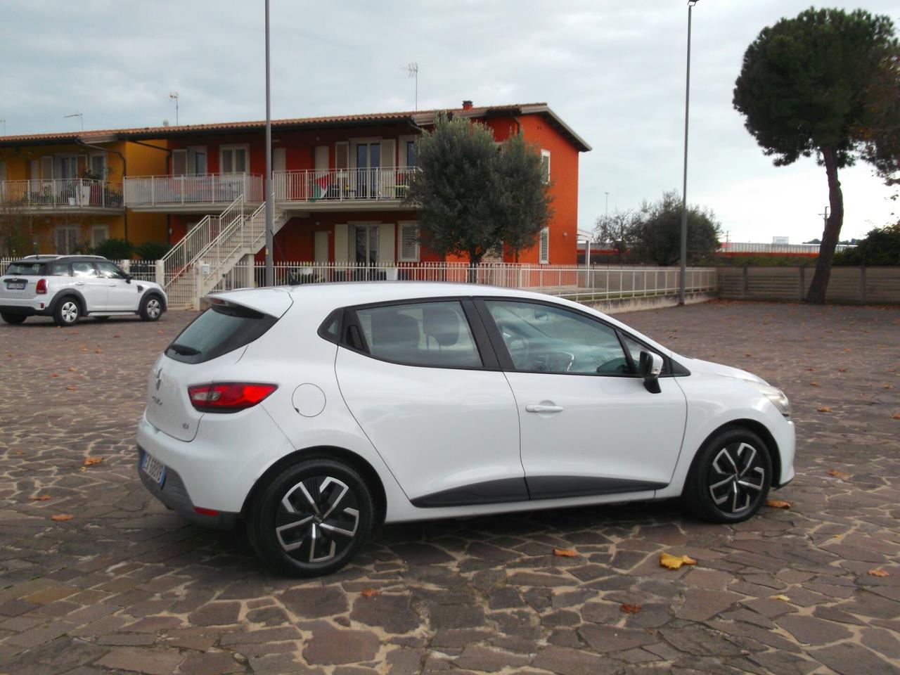 Renault Clio 1.5 dCi Live Neopatentati 2015