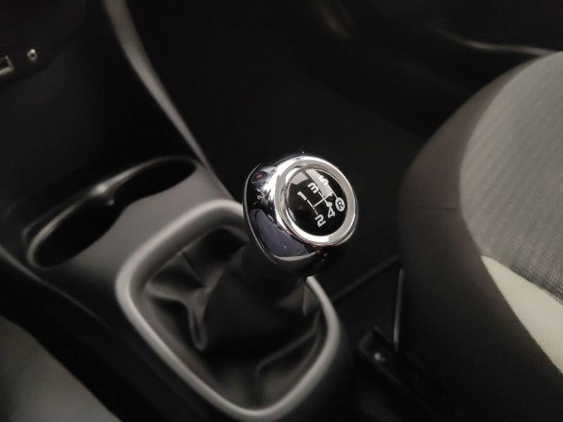 Toyota Aygo Connect 1.0 VVT-i 72 CV 5 porte x-fun
