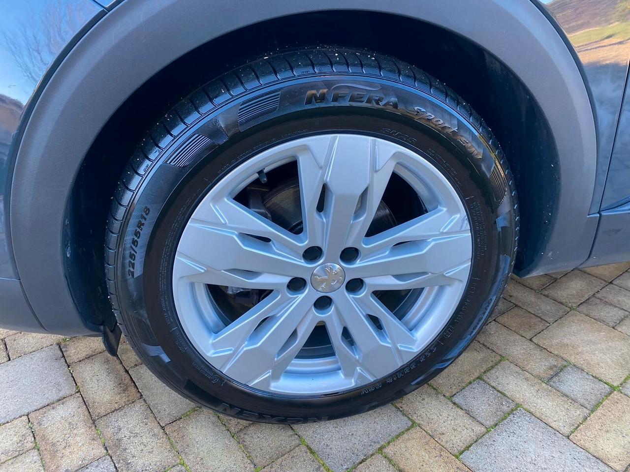 PEUGEOT 3008 Allure 1.5 HDi 130 CV – Autocarro N1