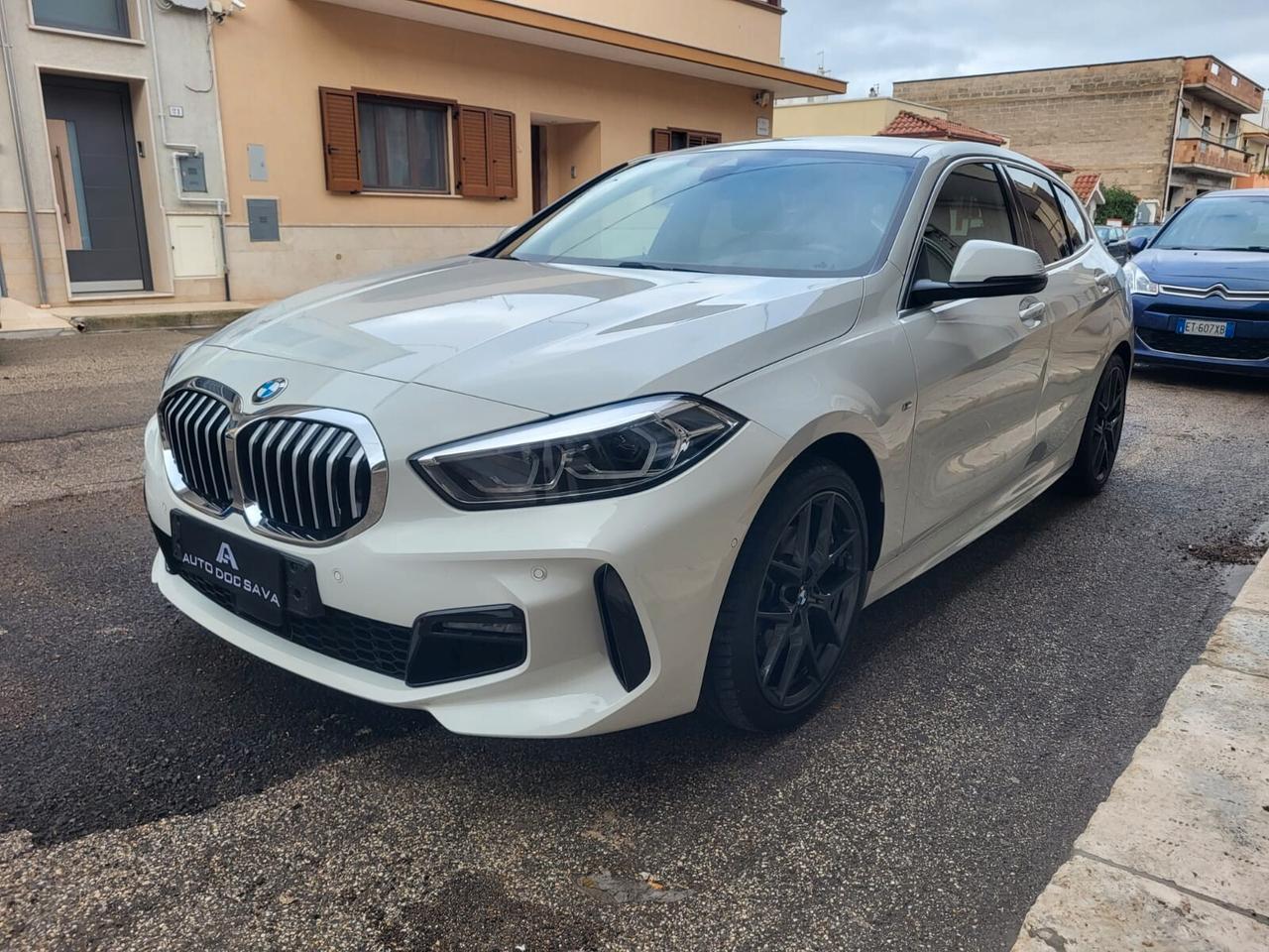 Bmw 118 D 150 Cv Automatica M-Sport+Cerchi 18 Black+Fari Led+Luci Ambiente+Retrocamera...