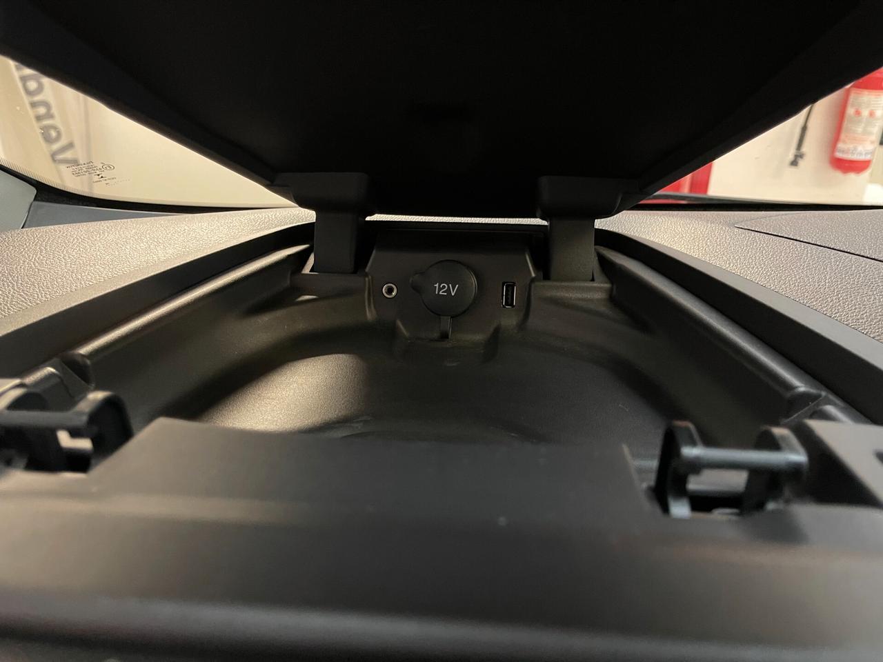 Ford Transit Custom L1H1 9 Posti-PREZZO IVA COMPRESA-LEGGI SOTTO