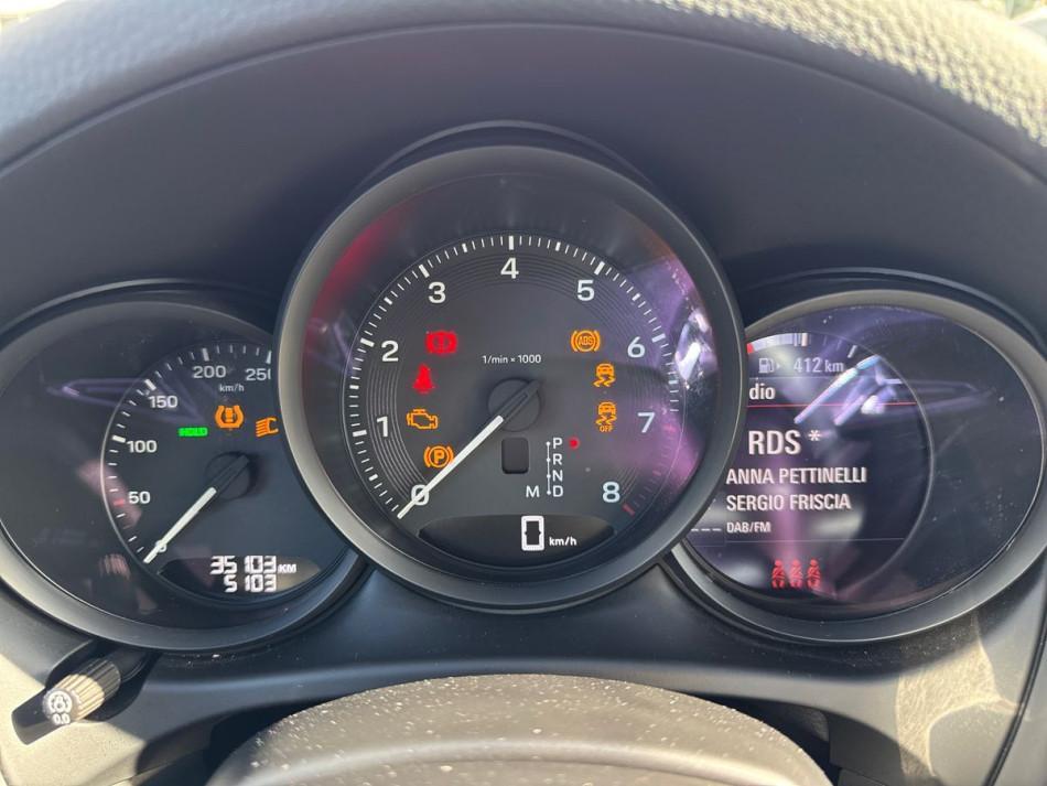 Porsche Macan 2.0 PDK