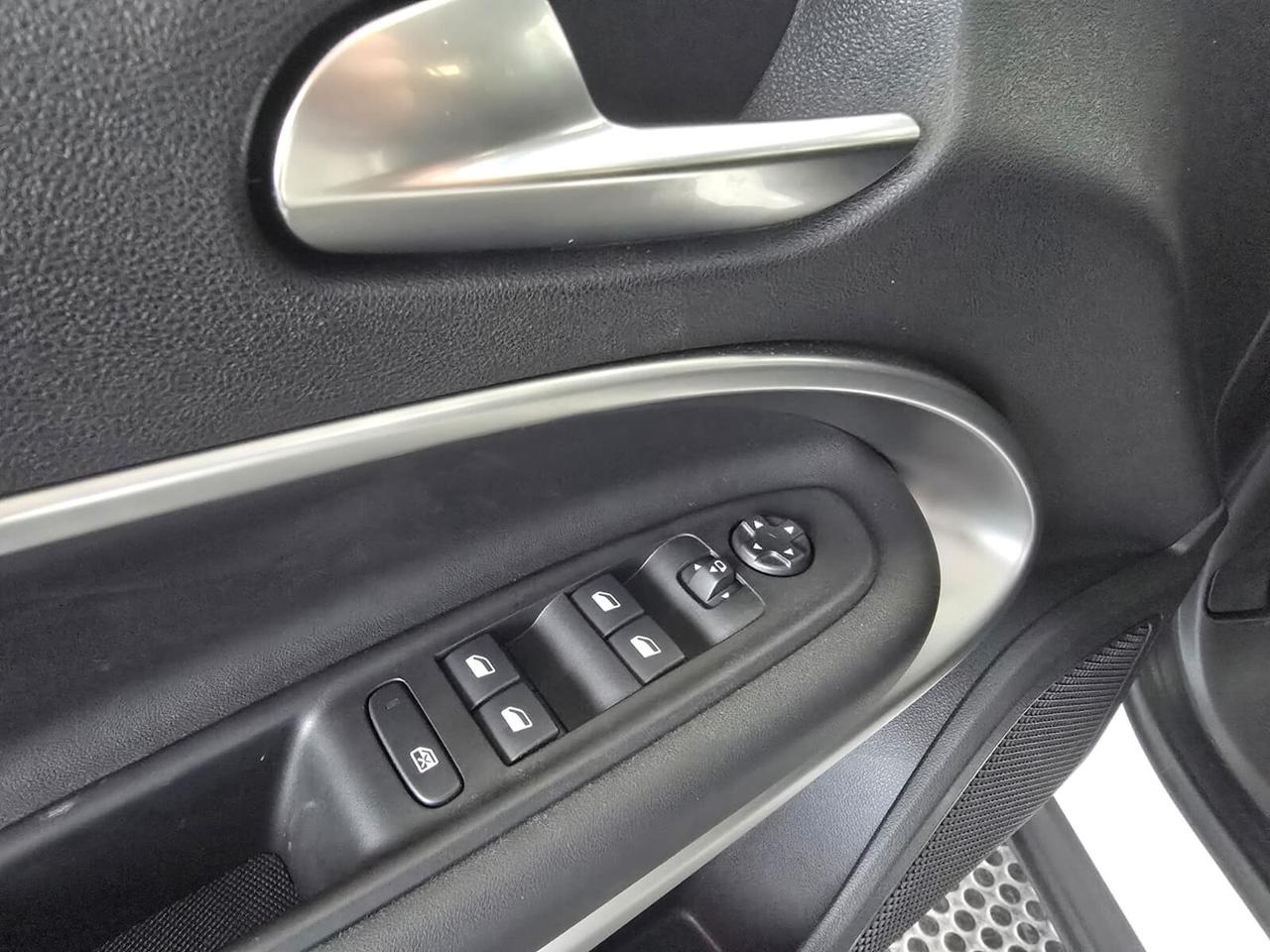 NUOVA Jeep Avenger 1.2 Turbo 100 CV Longitude