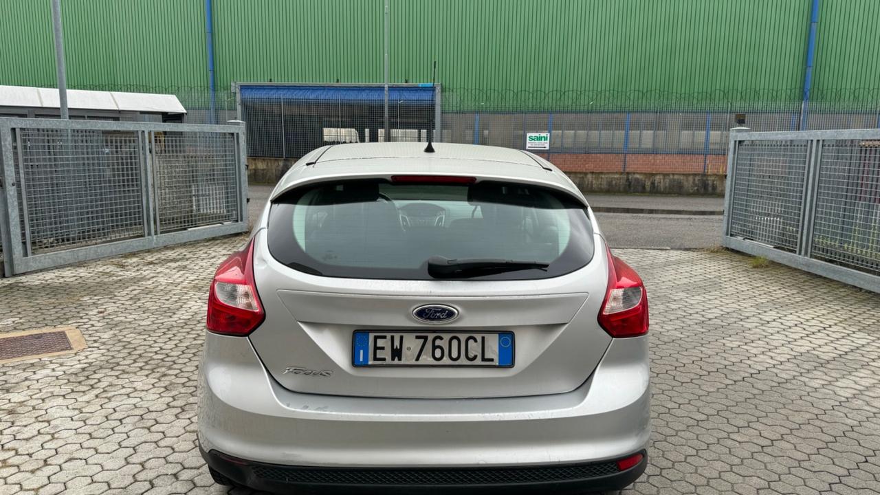 Ford Focus 1.6 TDCi 115 CV Titanium 6 marce