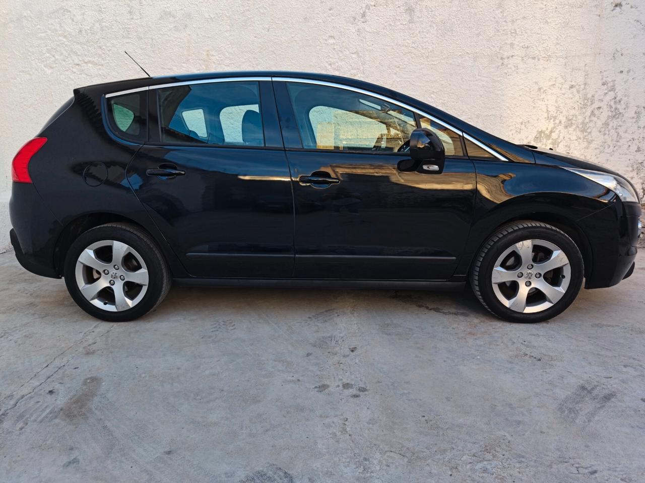 Peugeot 3008 1.6 HDi 112CV Active