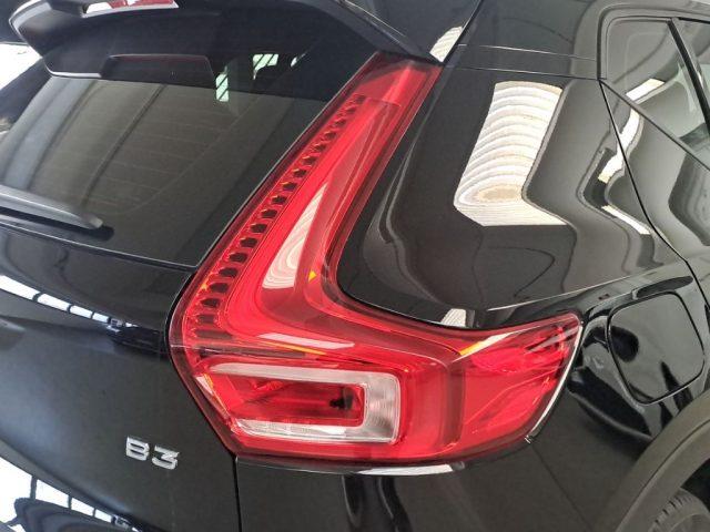 VOLVO XC40 B3 automatico