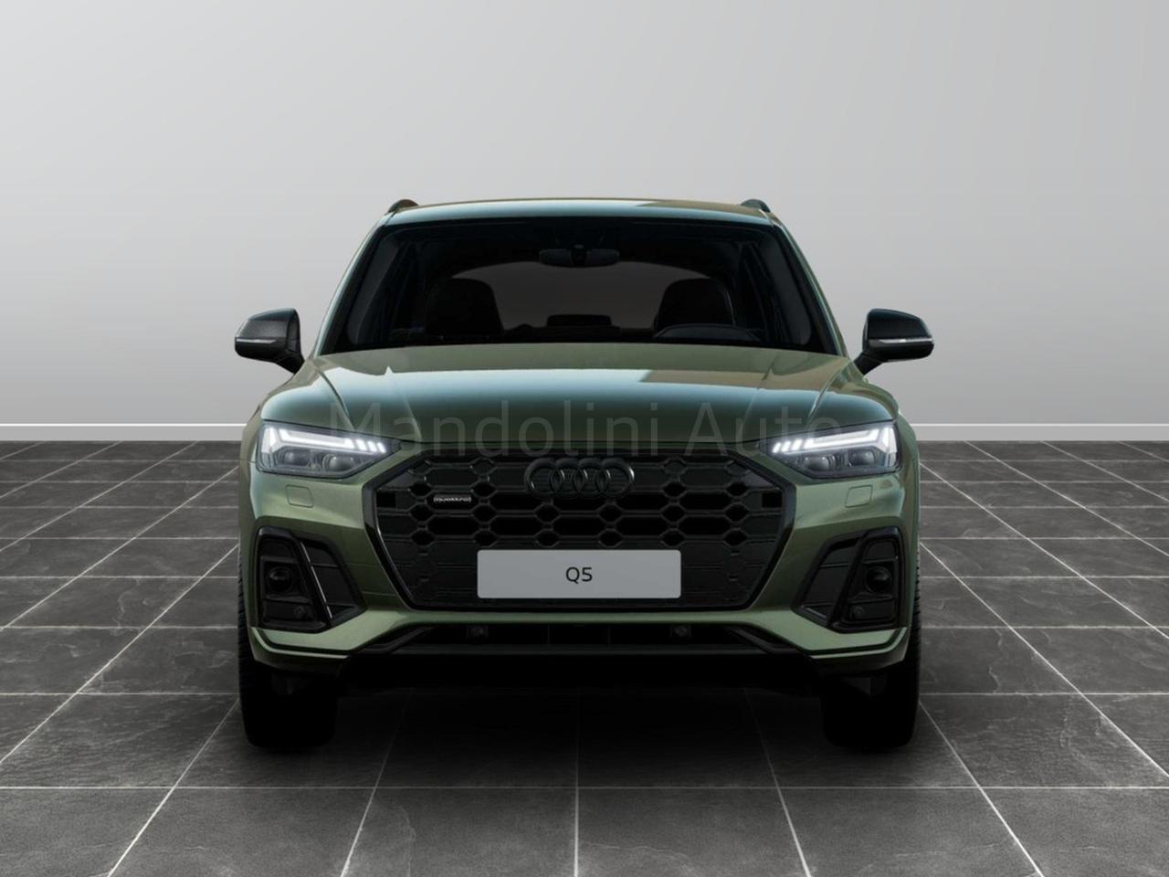 Audi Q5 40 2.0 tdi mhev 12v identity black quattro s tronic