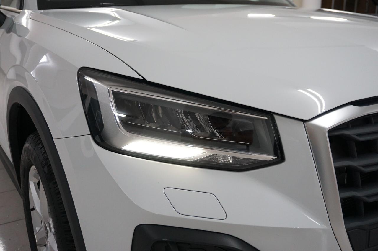 Audi Q2 35 TDI S tronic Business Advanced