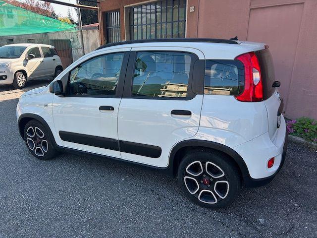 FIAT Panda 1.0 FireFly S&S Hybrid City Life GPL