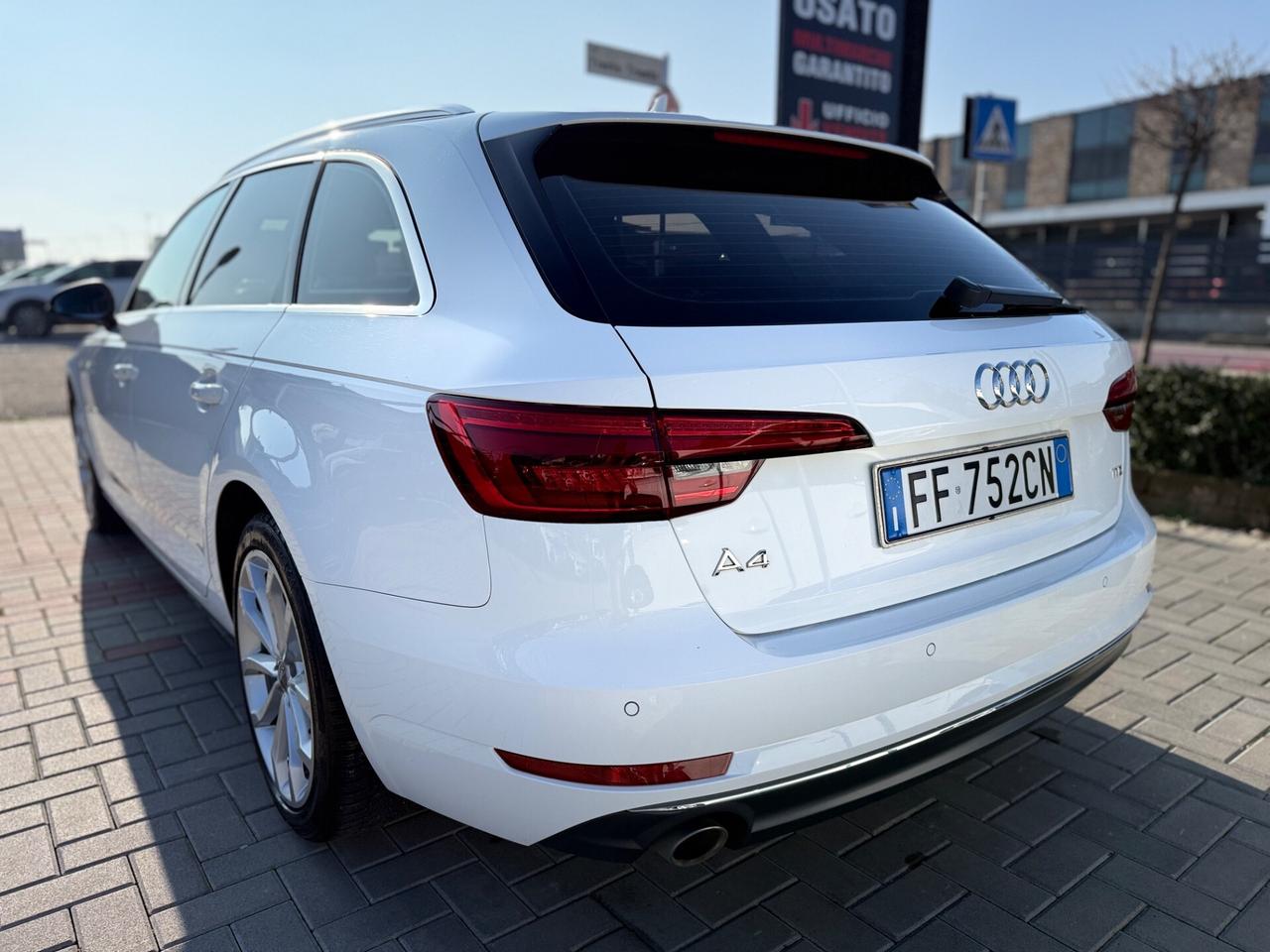 Audi A4 Avant 2.0 TDI 150 CV ultra S tronic VIRTUAL