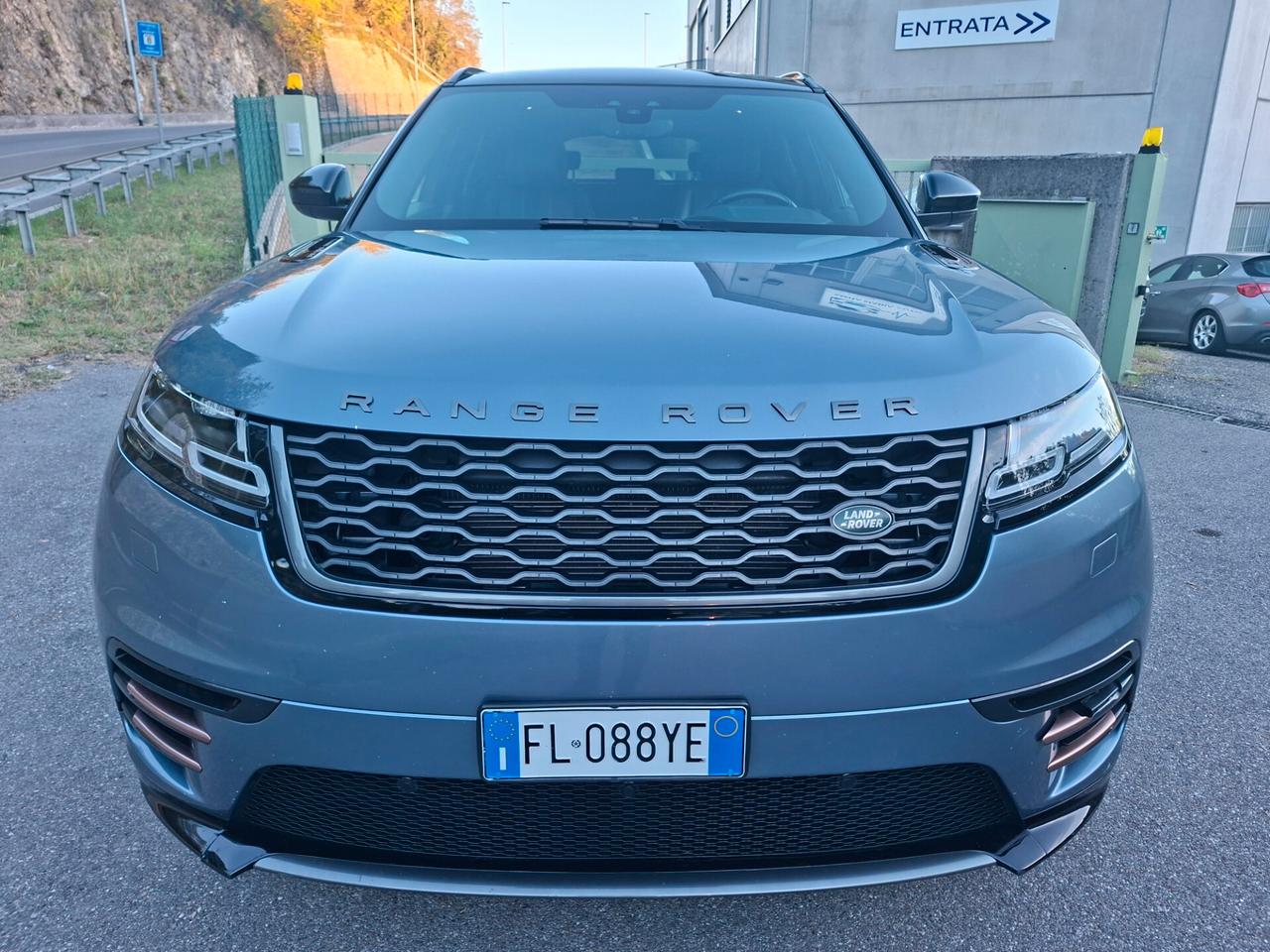 Land Rover Range Velar 3.0 HSE R-DYNAMIC