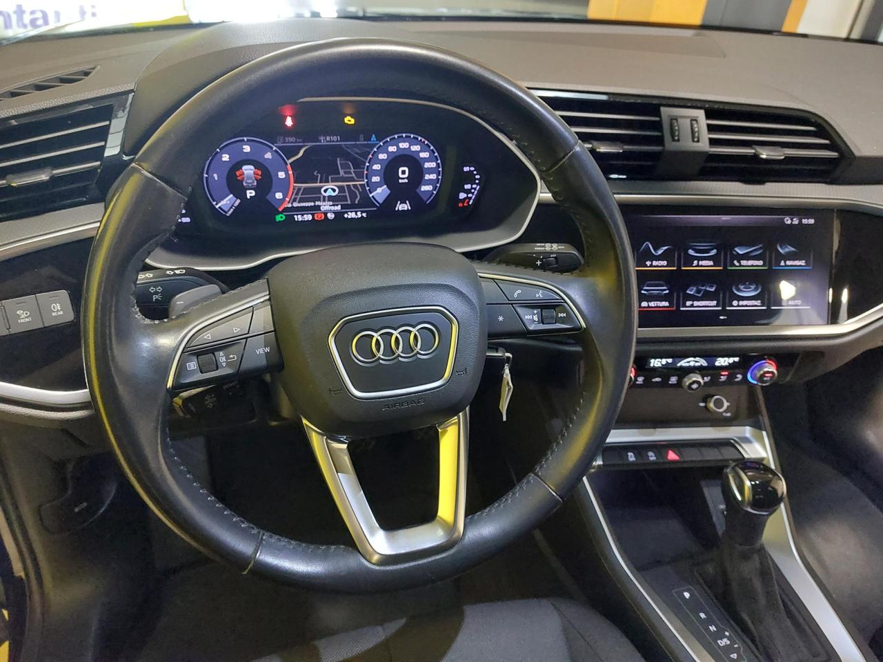 Audi Q3 35 2.0 tdi Business Advanced s-tronic