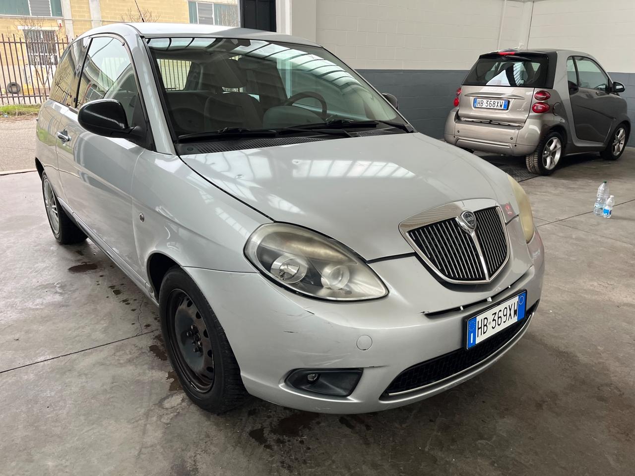 Lancia Ypsilon 1.2 69 CV Diva
