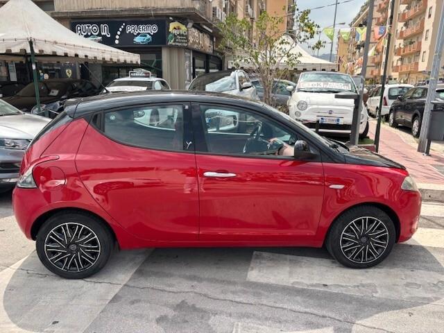 Lancia Ypsilon Neopatentato Anche permuta