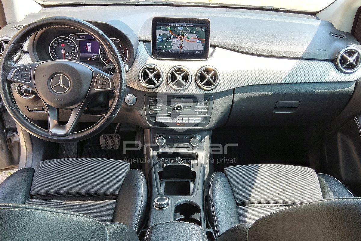 MERCEDES B 180 d Automatic Premium