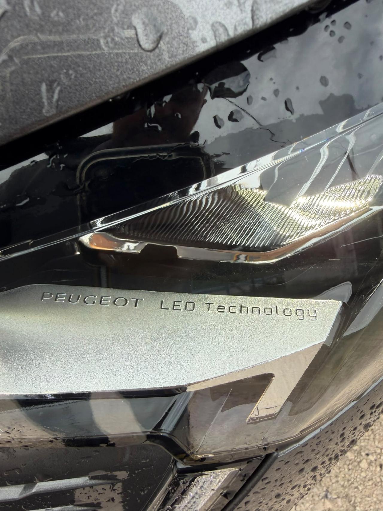 Peugeot 3008 BlueHDi 130 S&S EAT8 Allure 1.5 HDI