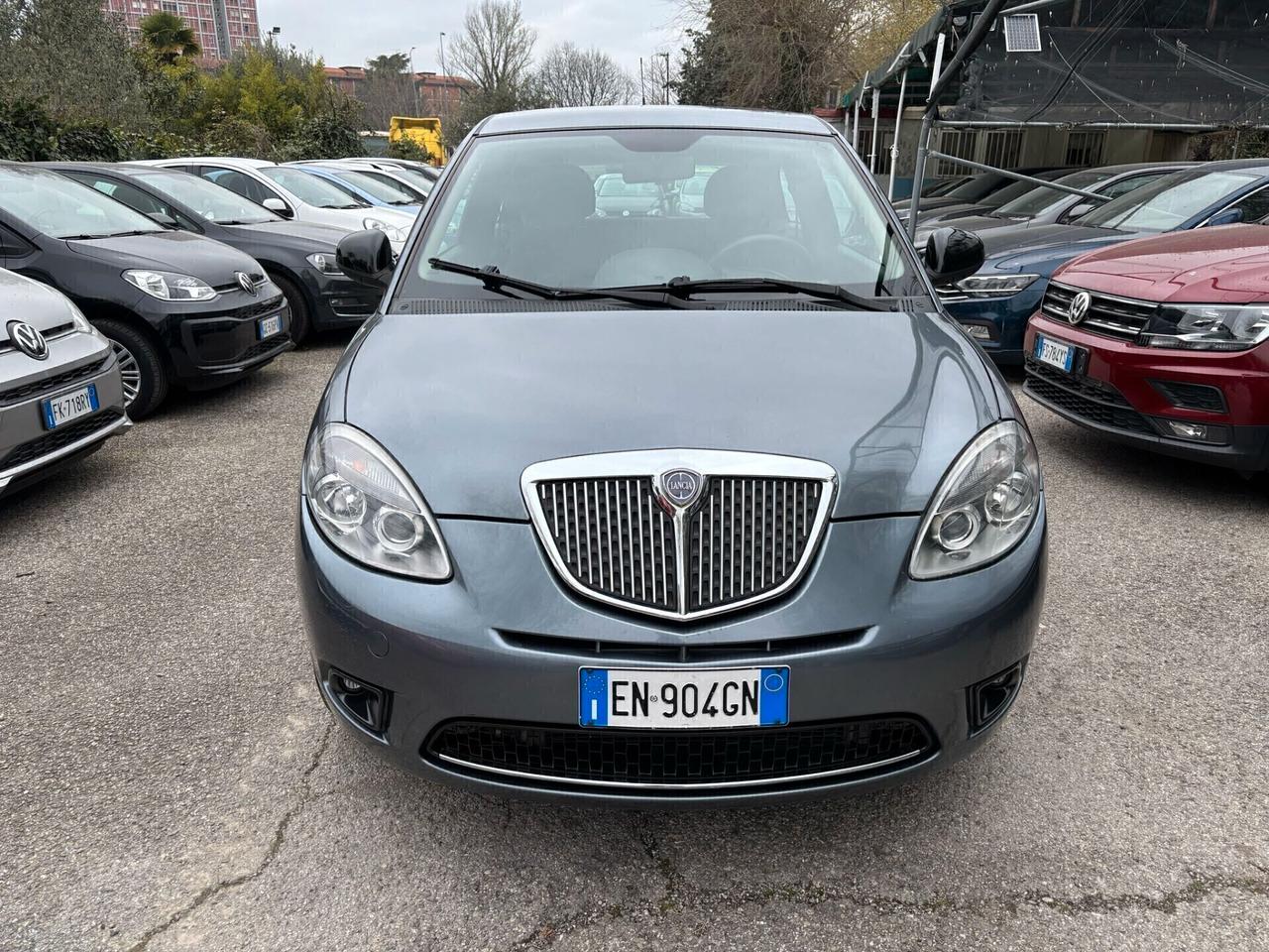 Lancia Ypsilon 1.2 69 CV Unyca OK Neopatentati