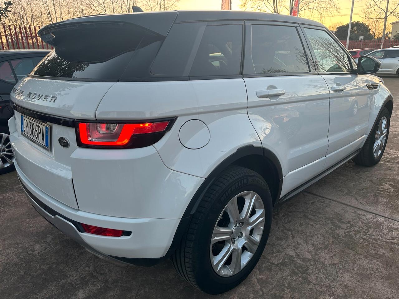 Land Rover Range Rover Evoque Range Rover Evoque 2.0 TD4 150 CV 5p. Pure