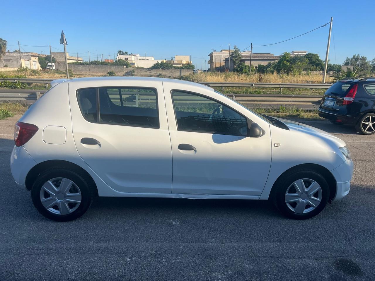 Dacia Sandero 1.2 GPL 75CV Lauréate 2015