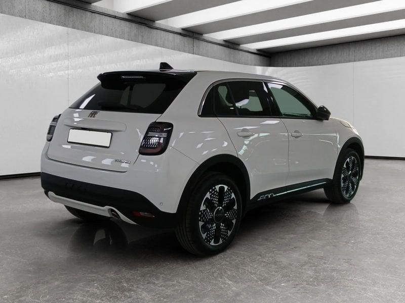 FIAT 600 1.2 hybrid La Prima 110cv auto