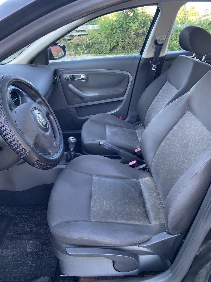 Seat Ibiza 1.2 12V 70CV 5p. Free
