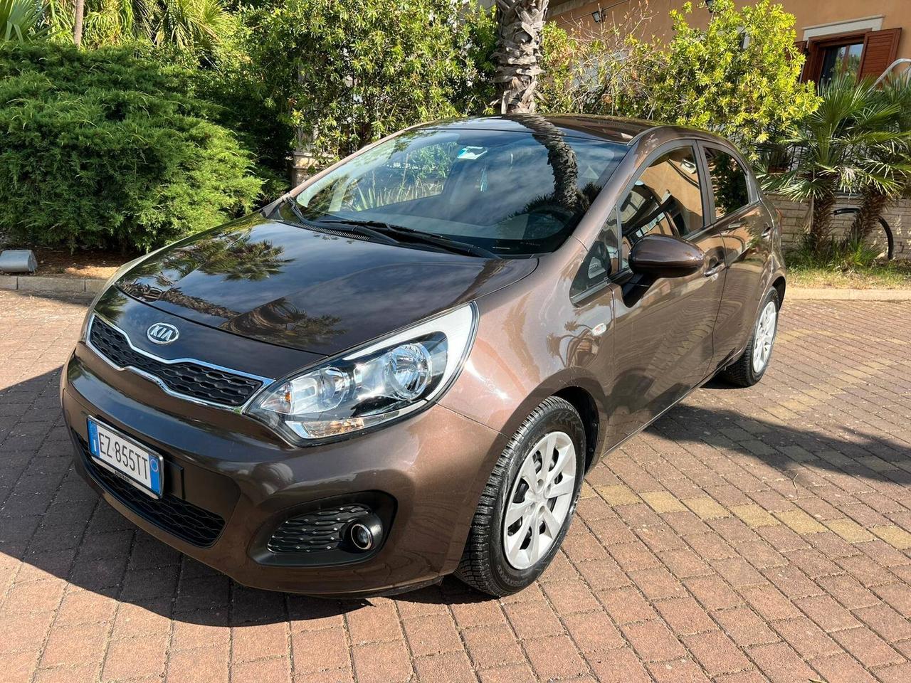 Kia Rio 1.4 CRDi WGT 5p. EX