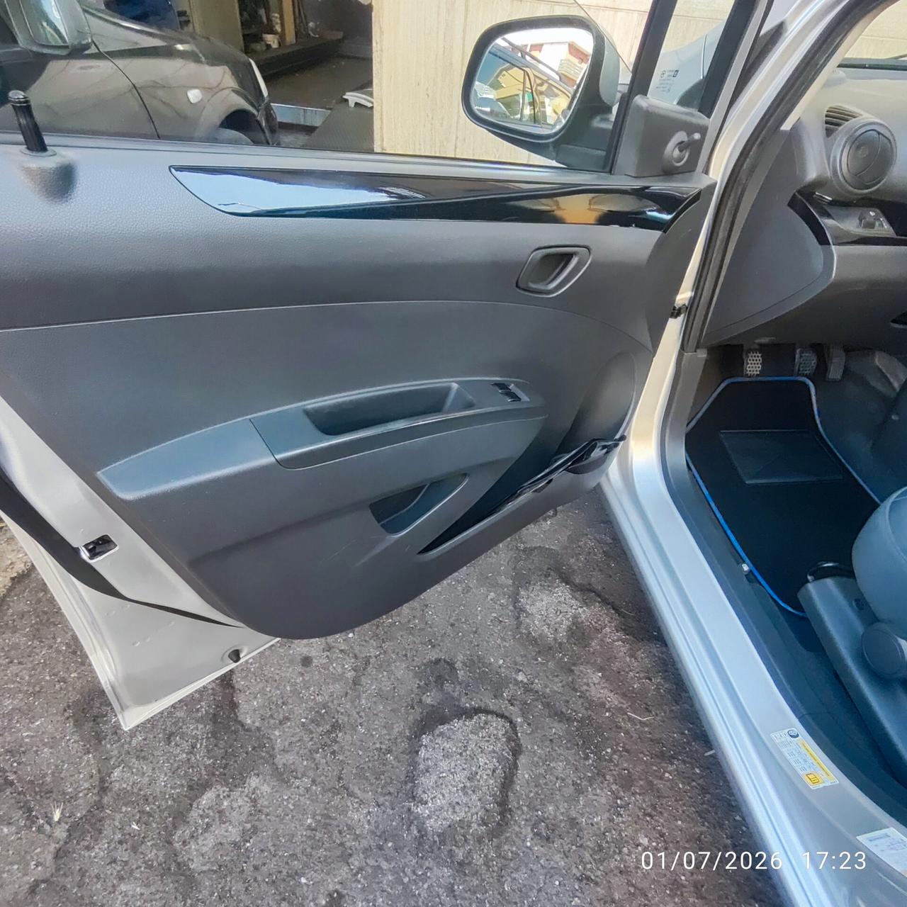 Chevrolet Spark 1.0 LT