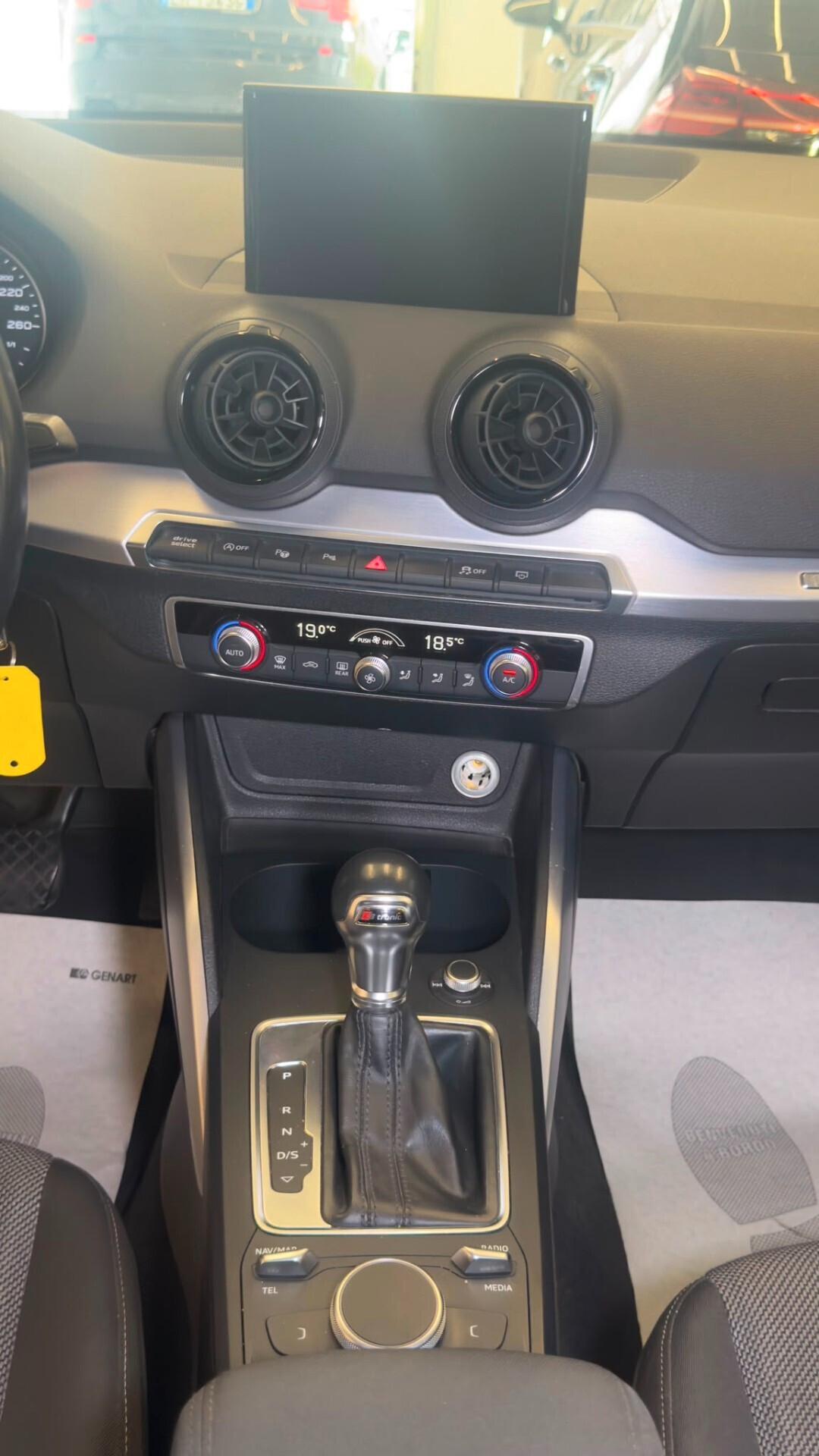 Audi Q2 1.6 TDI S tronic Sport 80.000km!!