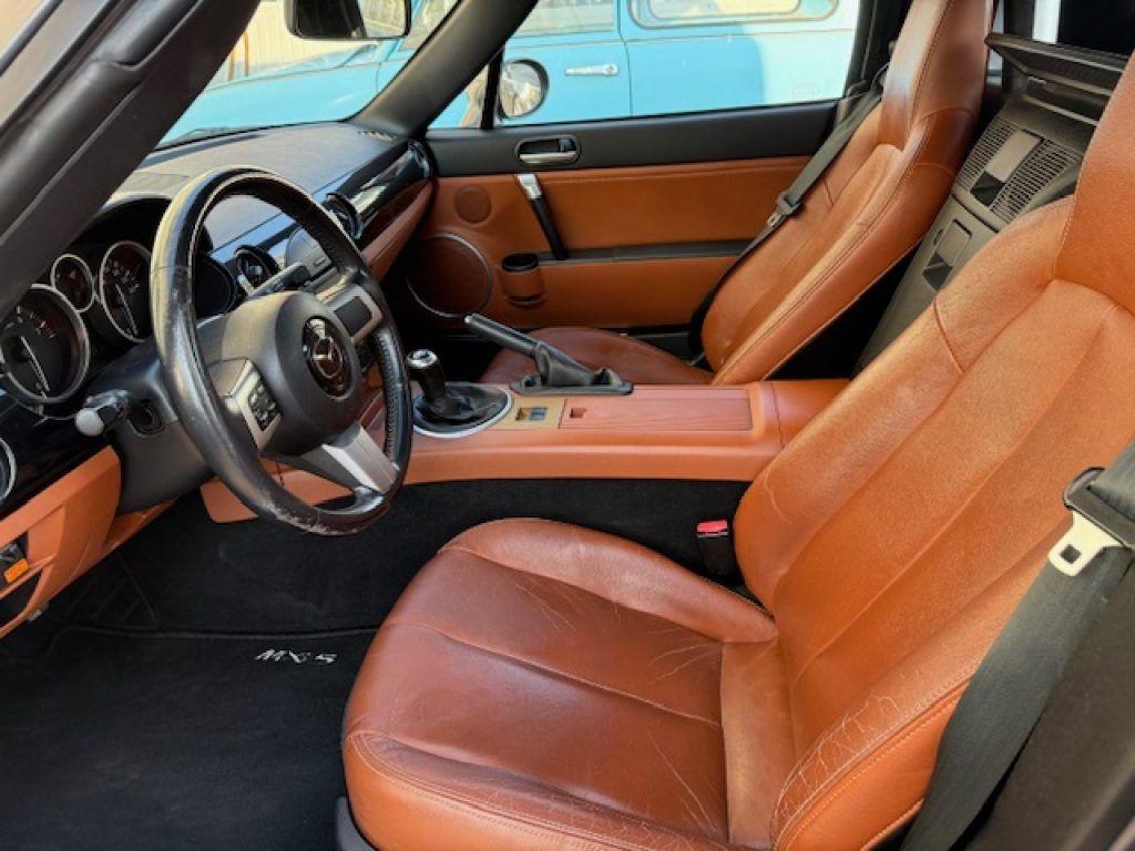 Mazda MX-5 Roadster 2.0L 16V Wind