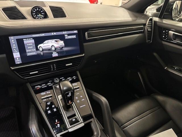 Porsche Cayenne Coupé 3.0 V6 E-Hybrid