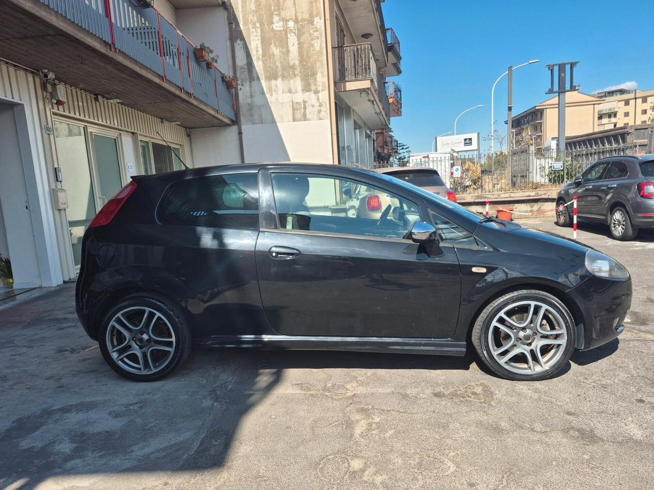 Fiat Grande Punto1.4 Starjet 16V 3 porte Sport