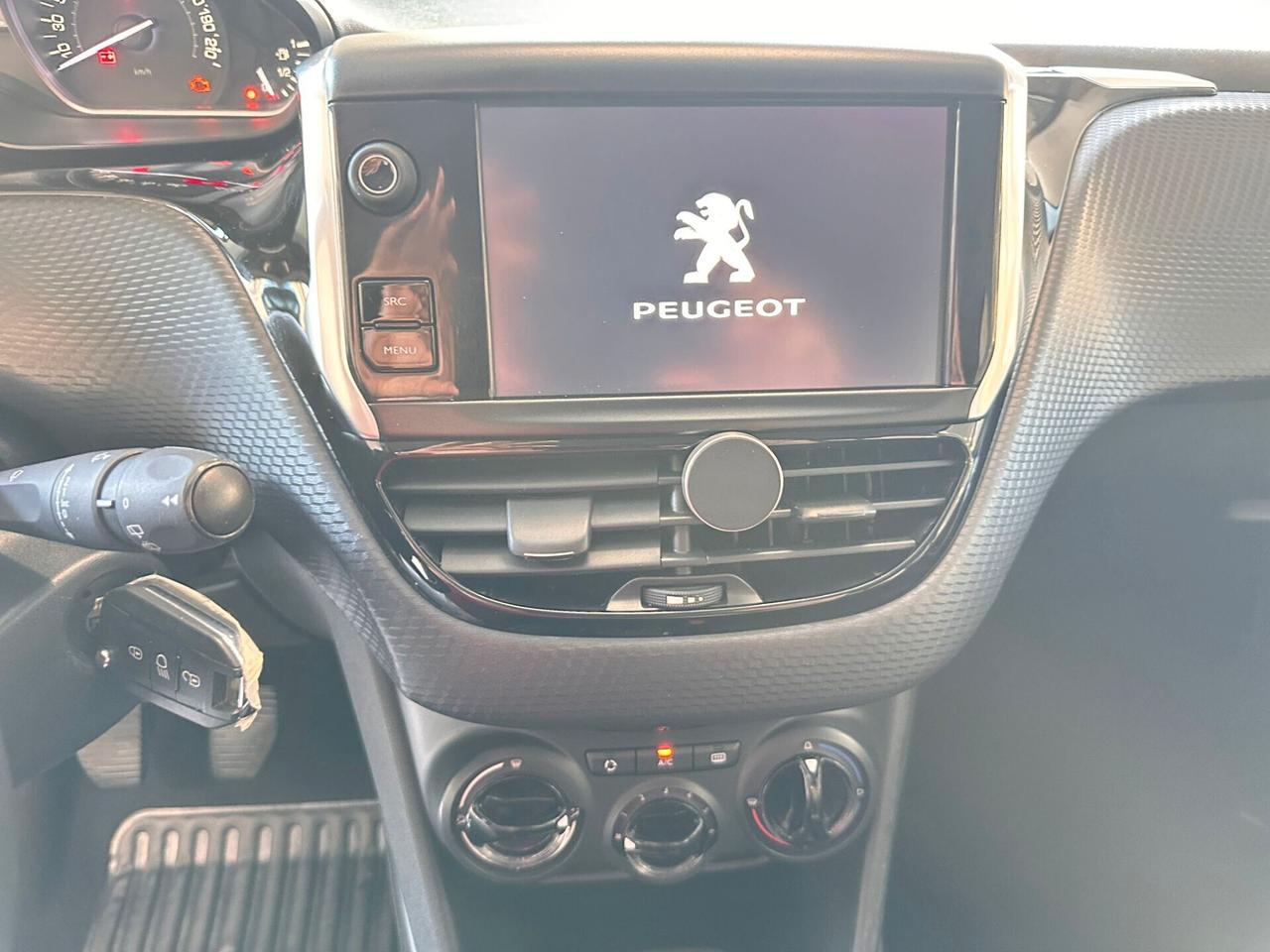 Peugeot 2008 PureTech 82 Allure