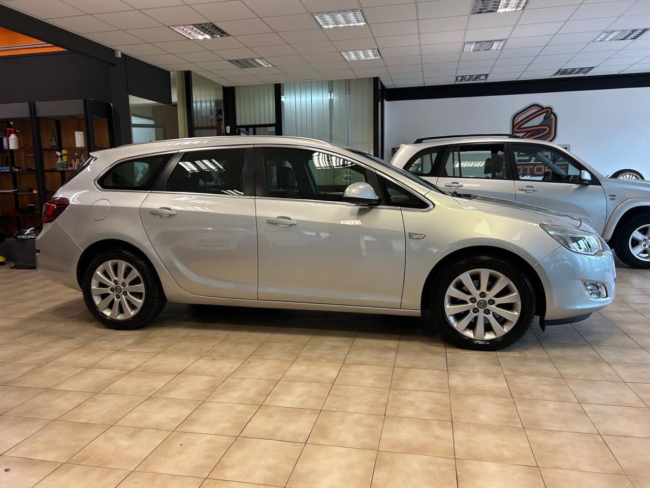 Opel Astra - 2012 1.7 CDTI 125CV