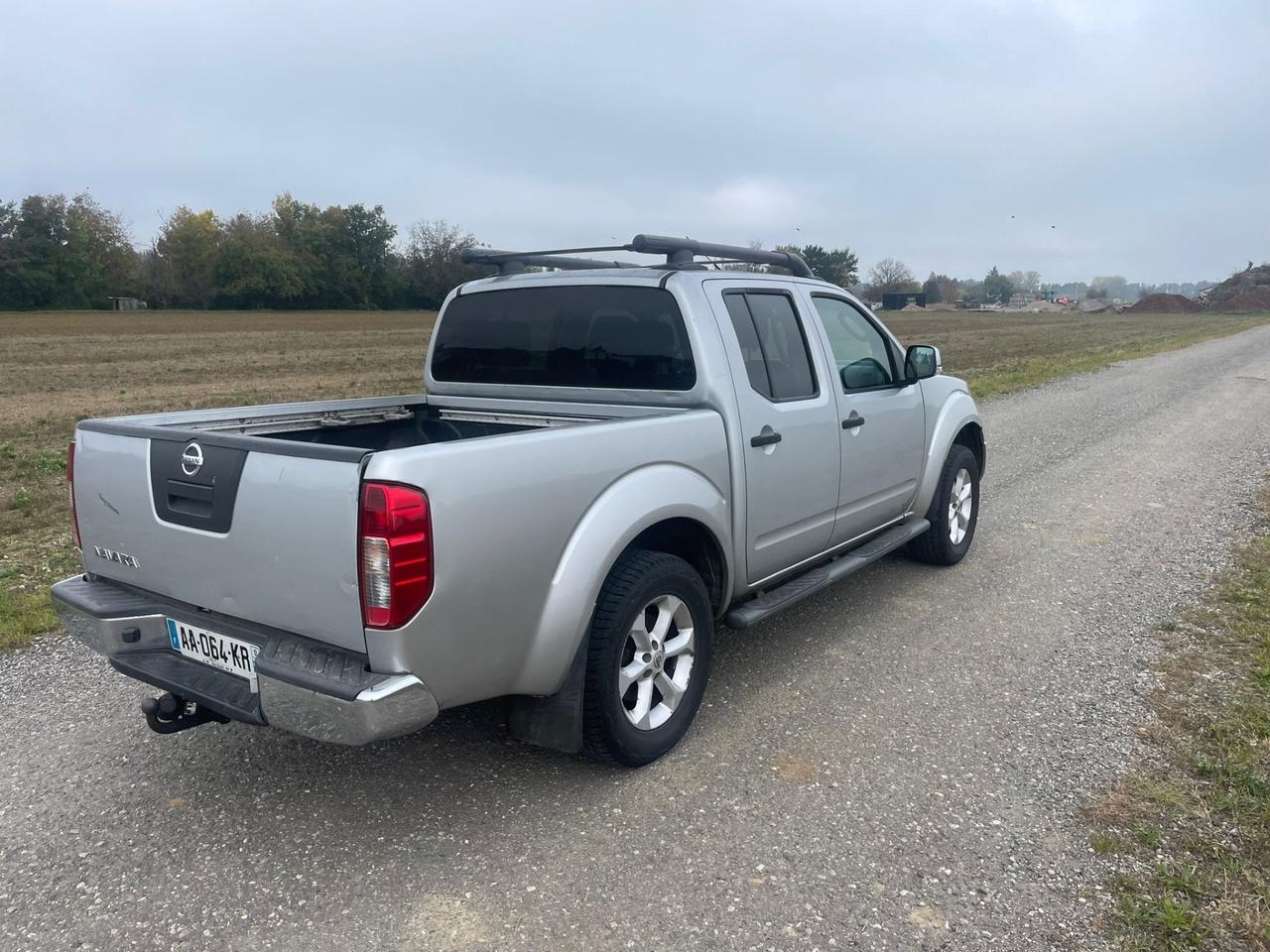 Nissan Navara 2.5 dCi 4 porte Double Cab XE