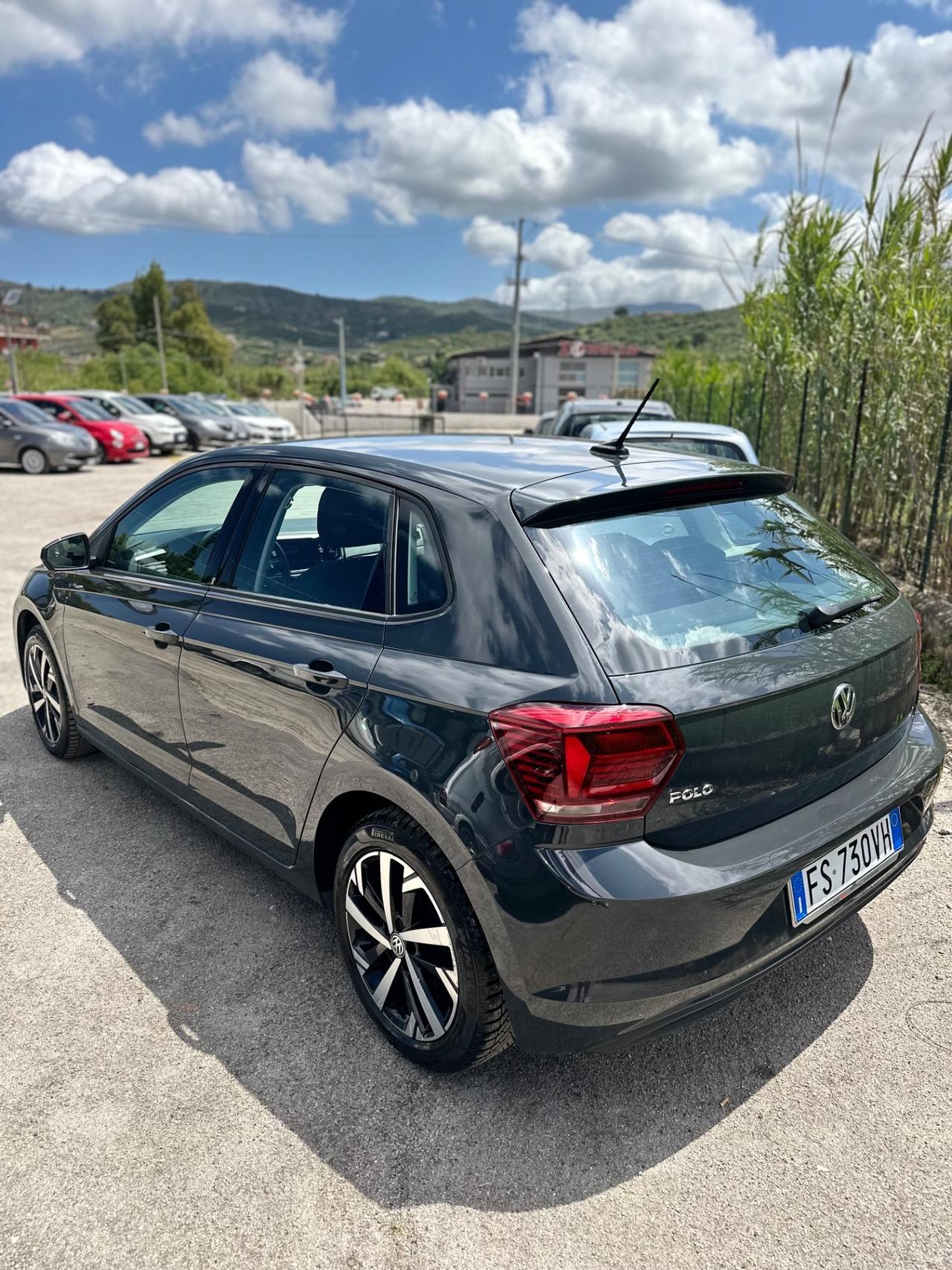 Volkswagen Polo Business 1.6 TDI 95 CV 5p. Highline BlueMotion Tech.