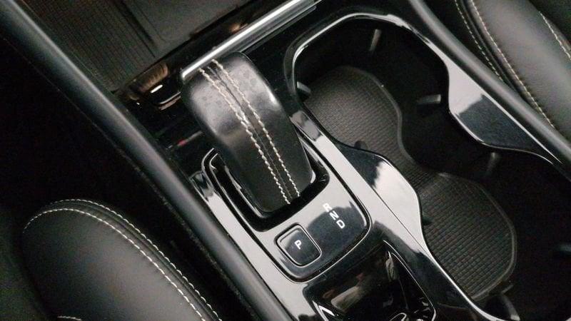 Volvo XC40 2.0 b4 R-design awd auto my21