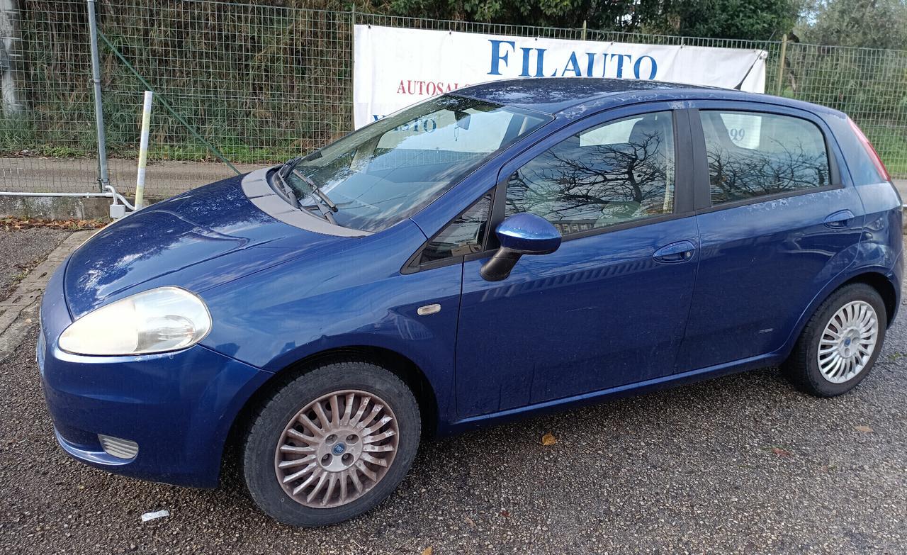 PER NEOPATENTATI Fiat Grande Punto 1.2 5 porte Dynamic