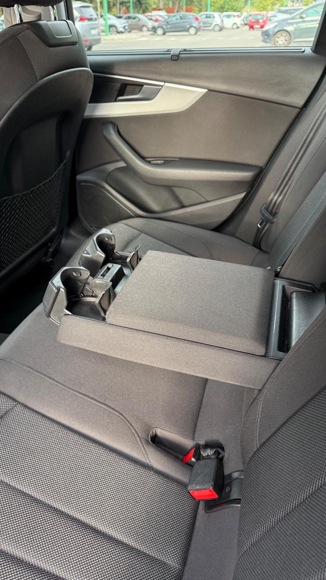 Audi A4 2.0 TDI 150 CV S tronic