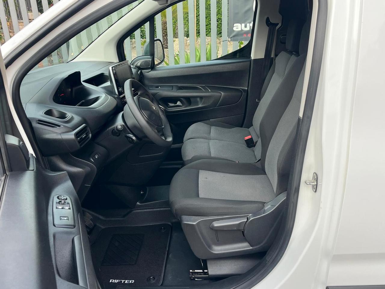 Peugeot Partner 1.5 Motore Nuovo Full optional Prezzo Finito