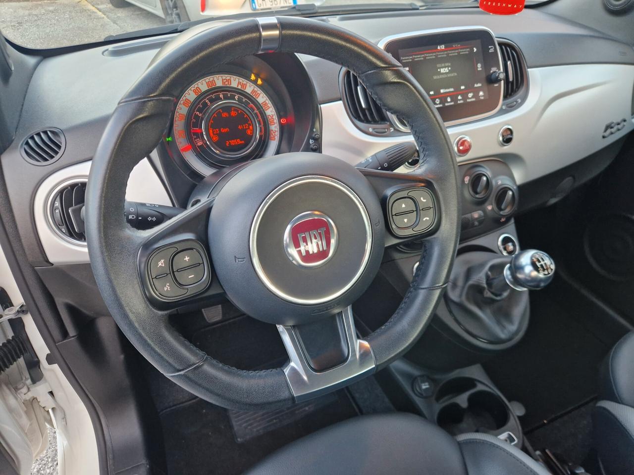 Fiat 500 1.0 Hybrid Connect 27 mila km
