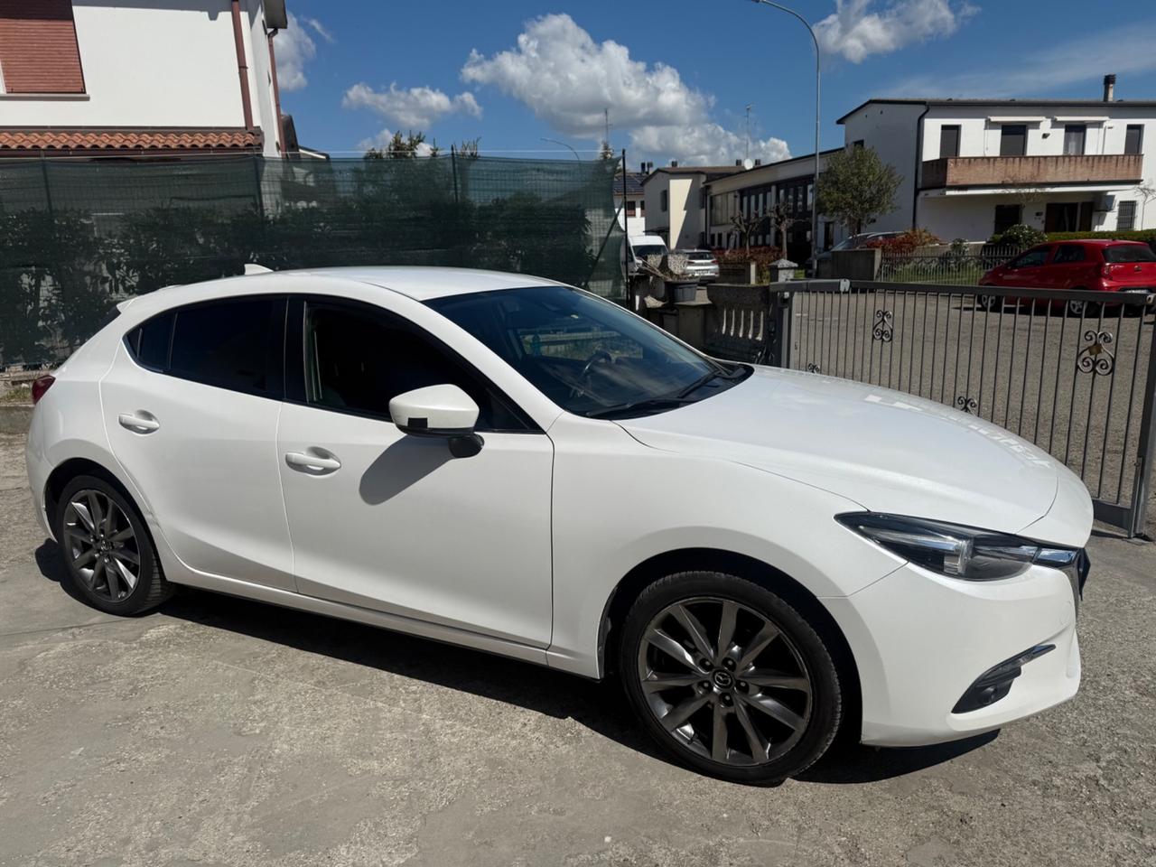 Mazda 3 1.5 Skyactiv-Diesel Euro 6B 11/2017 FULL