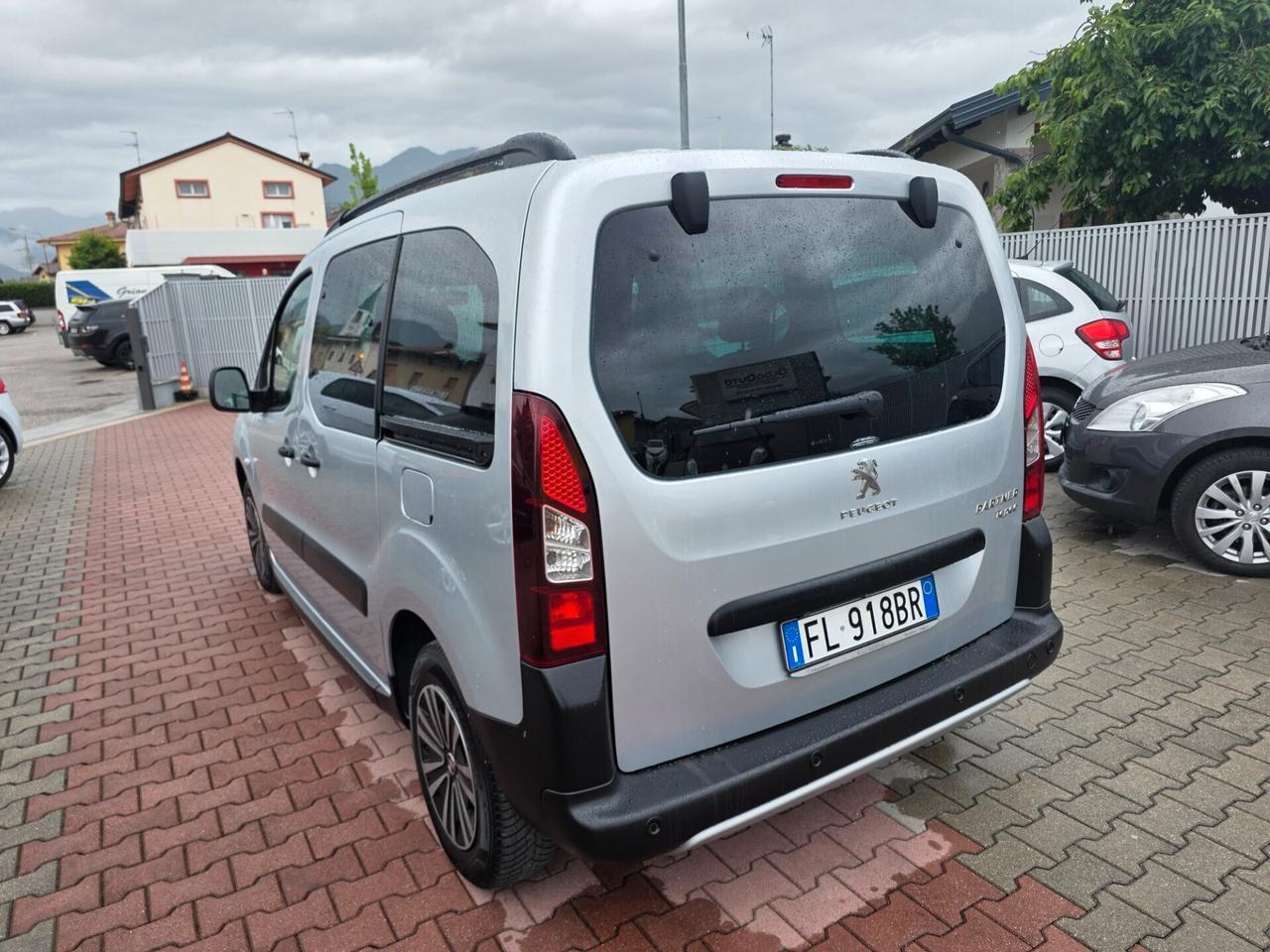 Peugeot Partner Tepee BlueHDi perfetta e garantita 12M