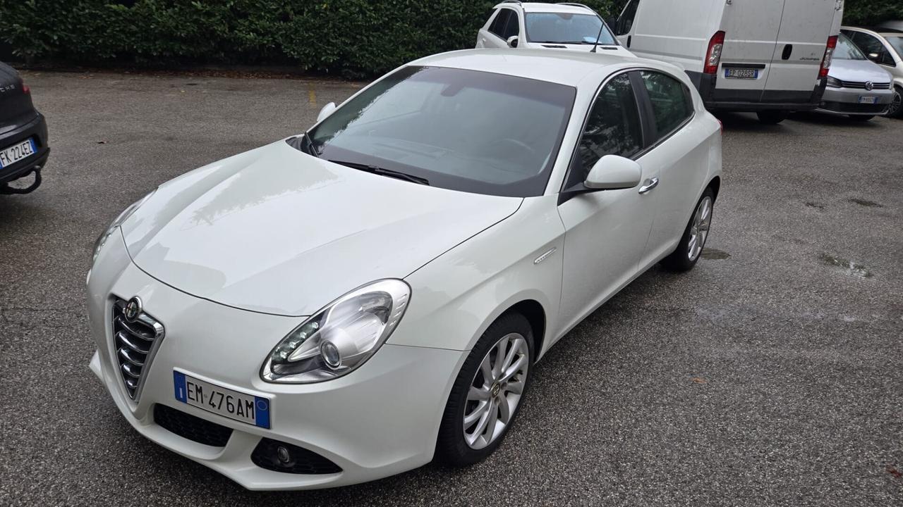 Alfa Romeo Giulietta 1.6 JTDm-2 105 CV Exclusive