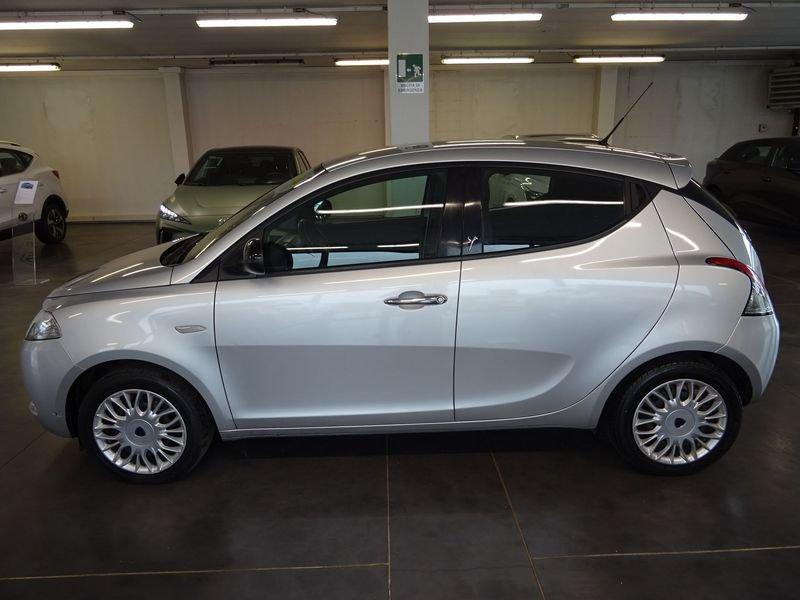 Lancia Ypsilon 1.2 69 CV 5 porte GPL Ecochic Gold